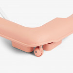 Η στράτα POPPY είναι ο τέλειος σύντροφος για τα πρώτα βήματα του μωρού σας, συνδυάζοντας ασφάλεια, άνεση και ψυχαγωγία.