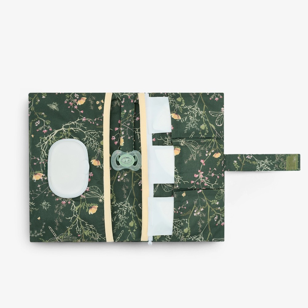 Η φωτογραφία δείχνει KIKKA BOO&nbsp;ΥΦΑΣΜΑΤΙΝΗ ΘΗΚΗ ΓΙΑ ΠΑΝΑ ΚΑΙ ΜΩΡΟΜΑΝΤΗΛΑ&nbsp;Υποδοχή πάνας κατασκευασμένη από 100% βαμβακερό υλικό.