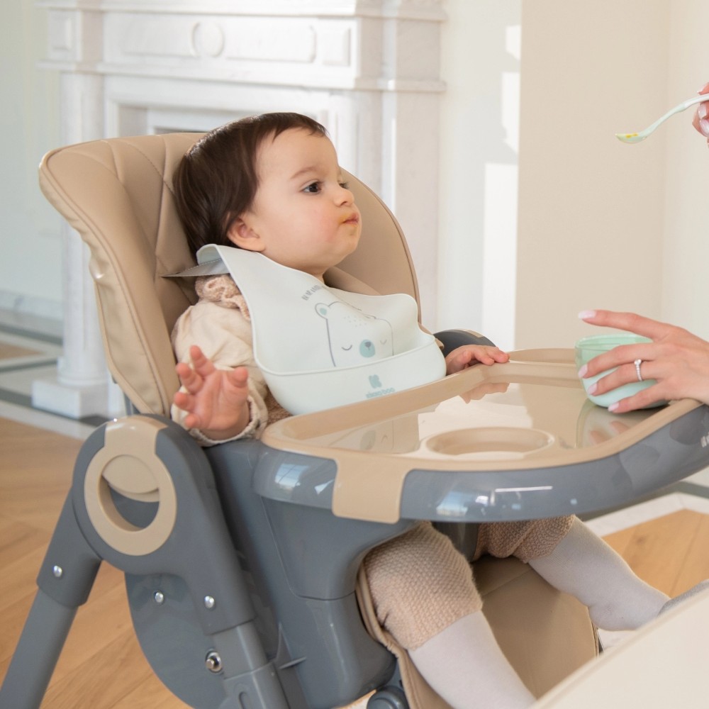 Καρεκλάκι φαγητού της εταιρείας Kikka Boo.