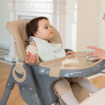 Καρεκλάκι φαγητού της εταιρείας Kikka Boo.