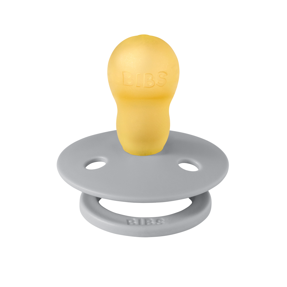 Bibs πιπίλεςΗ Bibs, είναι μια κορυφαία δανέζικη εταιρεία, με ιστορία σχεδόν 50 χρόνων στα βρεφικά είδη.