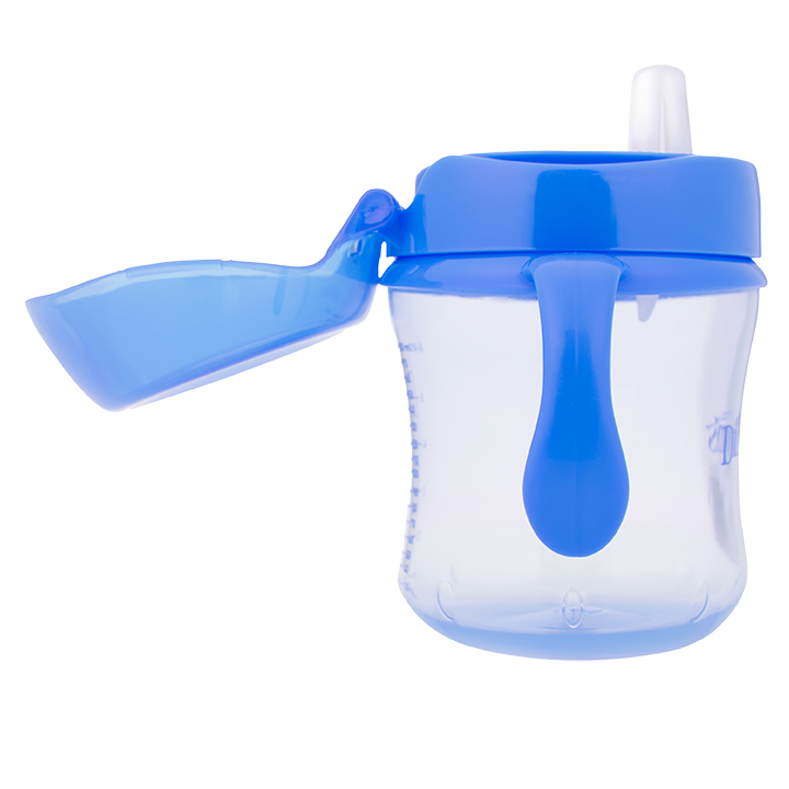 Κύπελλο 180 ml μαλακό στόμιο με καπάκι και λαβέςΕιδικά σχεδιασμένο κύπελλο εκπαίδευσης, για το πρώτο στάδιο «ανεξαρτητοποίησης» του μωρού.