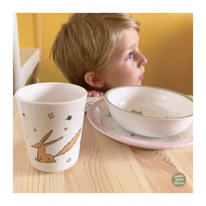 Η φωτογραφία δείχνει ΣΕΤ ΔΩΡΟΥ ΣΕ ΚΟΥΤΙ 5 ΤΕΜΑΧΙΩΝ :ΠΙΑΤΟ, ΜΠΩΛ, ΠΟΤΗΡΙ, ΚΟΥΤΑΛΙ, ΠΗΡΟΥΝΙΠΟΙΟΤΗΤΑ : MEΛΑΜIΝΗΔΙΑΣΤΑΣΗ ΚΟΥΤΙΟΥ 19,5 Χ 19,5 Χ 8ΚΑΤΑΛΛΗΛΟ ΓΙΑ ΑΝΩ ΤΩΝ 6 ΜΗΝΩΝ