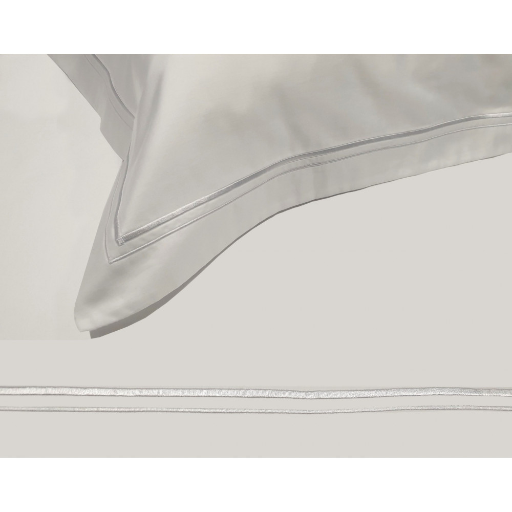 Η φωτογραφία δείχνει 1 Παπλωματοθήκη Cotton 100% TC310 170x250 με διπλή πλακοραφή χρώματος λευκούΧρώμα: White