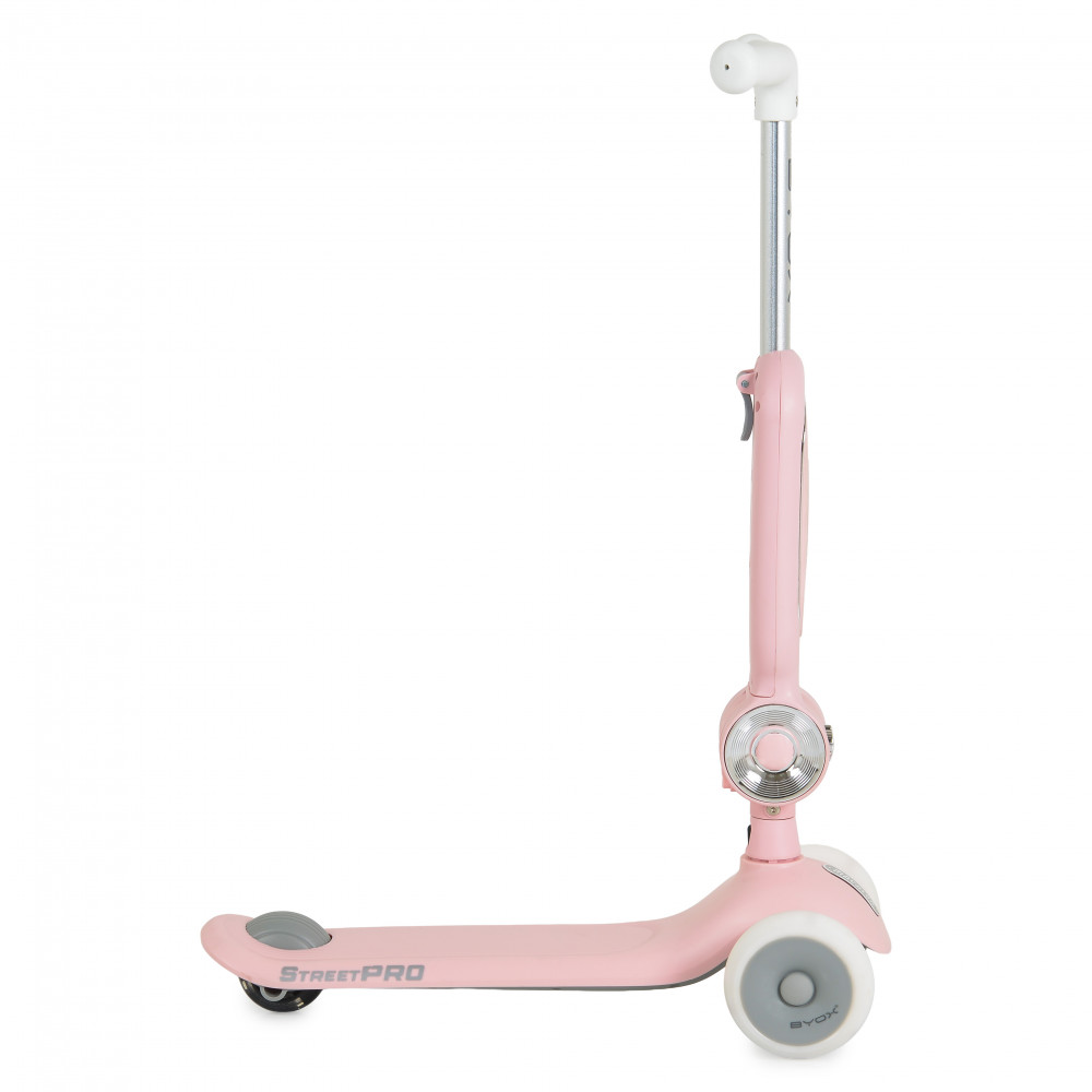 Το Scooter 2in1 StreetPro της Byox έχει σχεδιαστεί για να μετατρέπει κάθε βόλτα σε μια ακόμα πιο ευχάριστη εμπειρία.