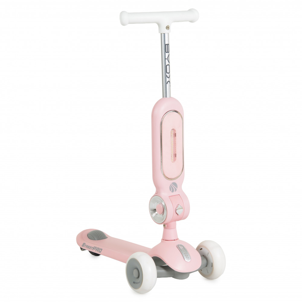 Το Scooter 2in1 StreetPro της Byox έχει σχεδιαστεί για να μετατρέπει κάθε βόλτα σε μια ακόμα πιο ευχάριστη εμπειρία.