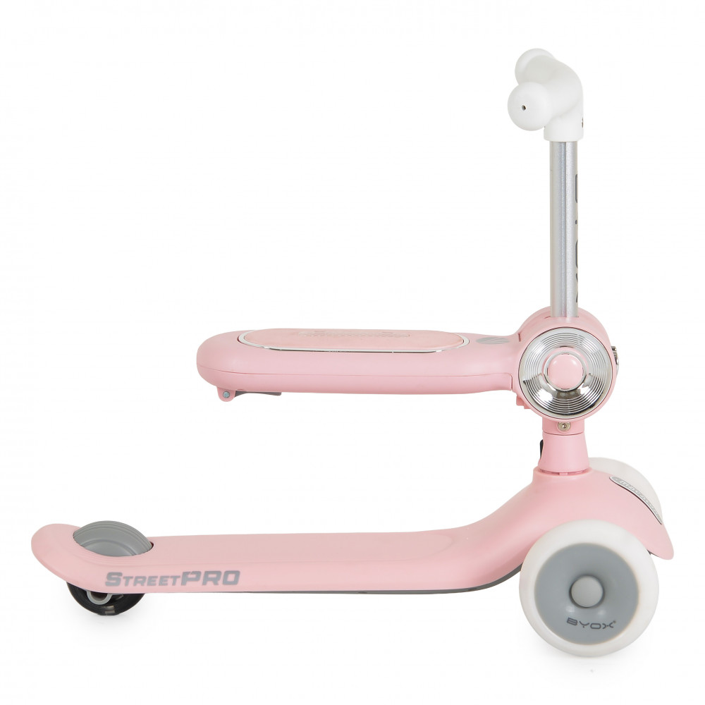 Το Scooter 2in1 StreetPro της Byox έχει σχεδιαστεί για να μετατρέπει κάθε βόλτα σε μια ακόμα πιο ευχάριστη εμπειρία.