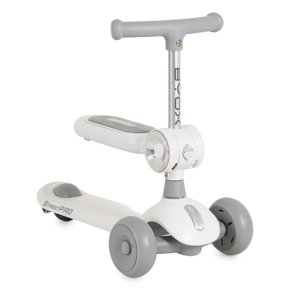 Το Scooter 2in1 StreetPro της Byox έχει σχεδιαστεί για να μετατρέπει κάθε βόλτα σε μια ακόμα πιο ευχάριστη εμπειρία.