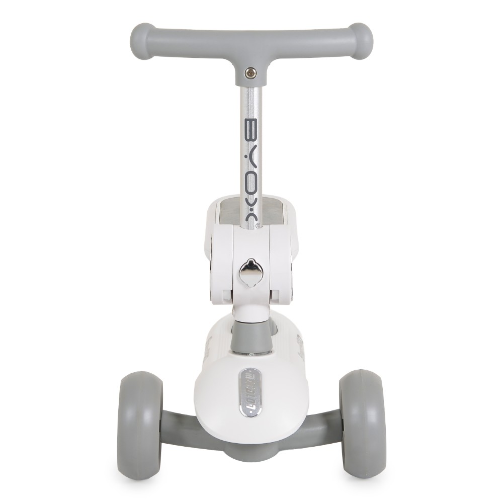 Το Scooter 2in1 StreetPro της Byox έχει σχεδιαστεί για να μετατρέπει κάθε βόλτα σε μια ακόμα πιο ευχάριστη εμπειρία.