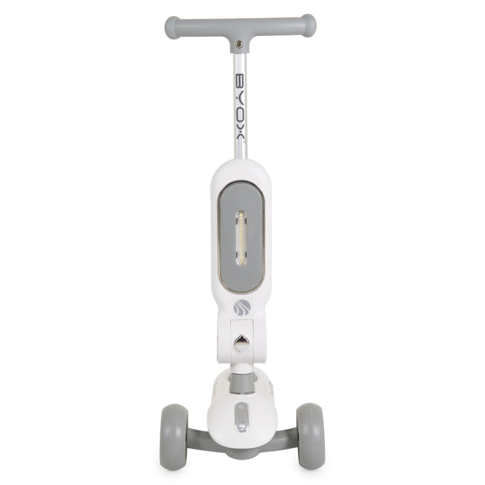 Το Scooter 2in1 StreetPro της Byox έχει σχεδιαστεί για να μετατρέπει κάθε βόλτα σε μια ακόμα πιο ευχάριστη εμπειρία.