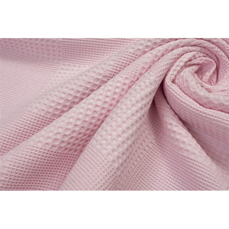 Η φωτογραφία δείχνει Άνετη και απαλή μονόχρωμη κουβέρτα πικέ αγκαλιάς-λίκνου, διαστάσεων 80Χ110 cm.