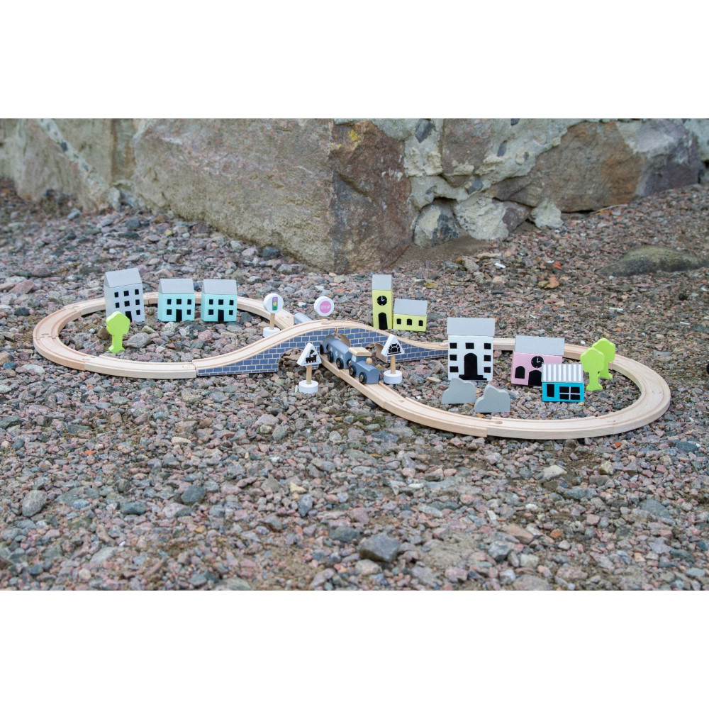 JABADABADO ΞΥΛΙΝΟΣ ΣΙΔΗΡΟΔΡΟΜΙΚΟΣ ΣΤΑΘΜΟΣ.