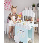 Το πιο συναρπαστικό παιχνίδι είναι αυτό το παγωταζίδικο! Το όνειρο κάθε παιδιού!Μια δική τους επιχείρηση να φτιάχνουν και να πουλάνε τα παγωτά τους!Ξυλάκια, χωνακια, γεύσεις και σιρόπια για ολα τα γούστα!Έχει τέλειο μέγεθος για να φτάνουν τα παιδάκια, ξύλινα παγωτάκια που μπορούν να κρατήσουν τα μικ