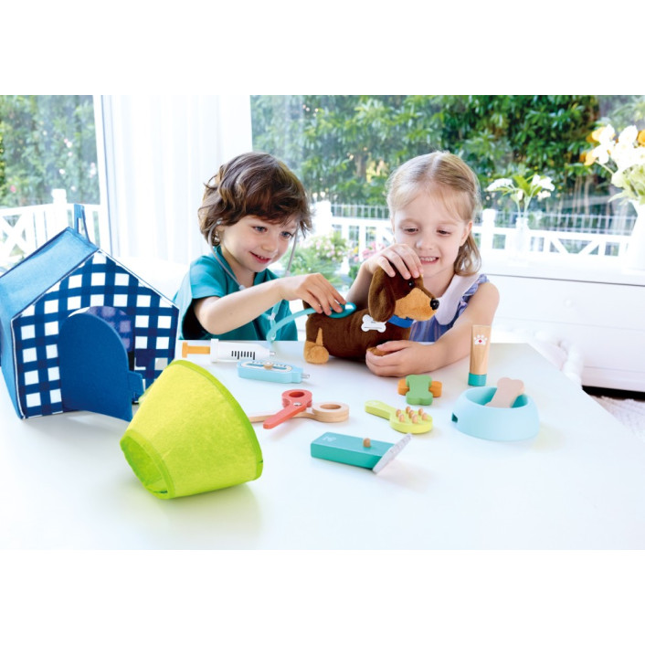 Hape Role Play Puppy Care Clinic Set (E3229A)