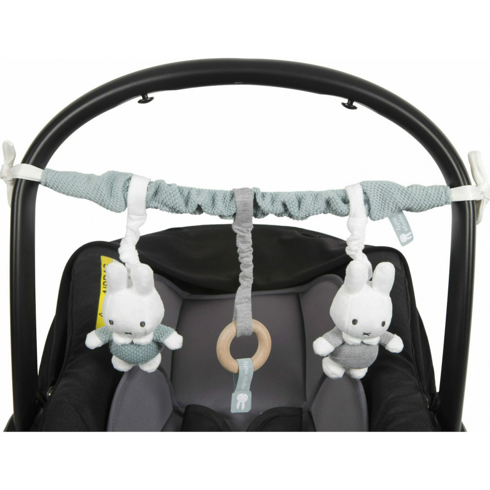 Όμορφη γιρλάντα της εταιρείας Miffy για το καρότσι ή το κάθισμα του αυτοκινήτου.