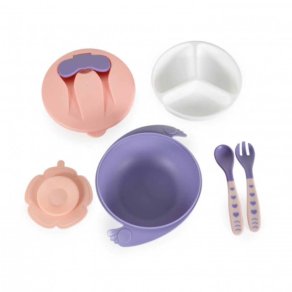 Η φωτογραφία δείχνει Βρεφικό σετ φαγητού κατάλληλο για βρέφη 6 μηνών + που ξεκινάνε το στάδιο απογαλακτισμού και περνάνε στις στερεές τροφές.