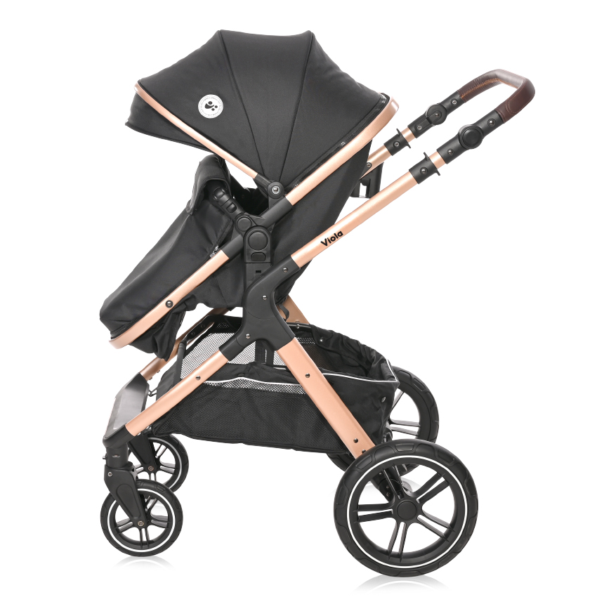 Πολυκαρότσι της εταιρείας Lorelli εύκολα μετατρεπόμενο σε καλαθούνα με ανθεκτικό σκελετό αλουμινίου και κατάλληλο για χρήση εως και τα 22 κιλάΑναλυτικά χαρακτηριστικά:&nbsp;Ρυθμιζόμενο&nbsp; σκιάστροΑναστρέψιμο κάθισμαΡυθμιζόμενη λαβή γονέα (απο δέρμα Pu)Τσάντα μαμάςΠοδόσακοςAφαιρούμενη μπροστινή μπ