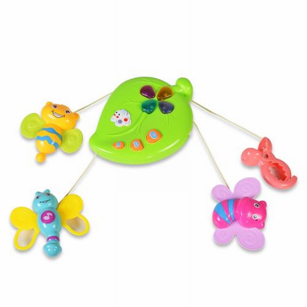 Η φωτογραφία δείχνει Παιχνίδι της εταιρείας Kaichi με δυνατότητα τοποθέτησης στην κούνια ή το καρότσι του μωρού.