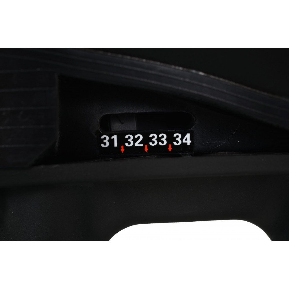 Η φωτογραφία δείχνει Ρυθμιζόμενα πατίνια roller της εταιρείας ByoxΤροχοί PU 54*32Ρουλεμάν άνθρακα ABEC-5.