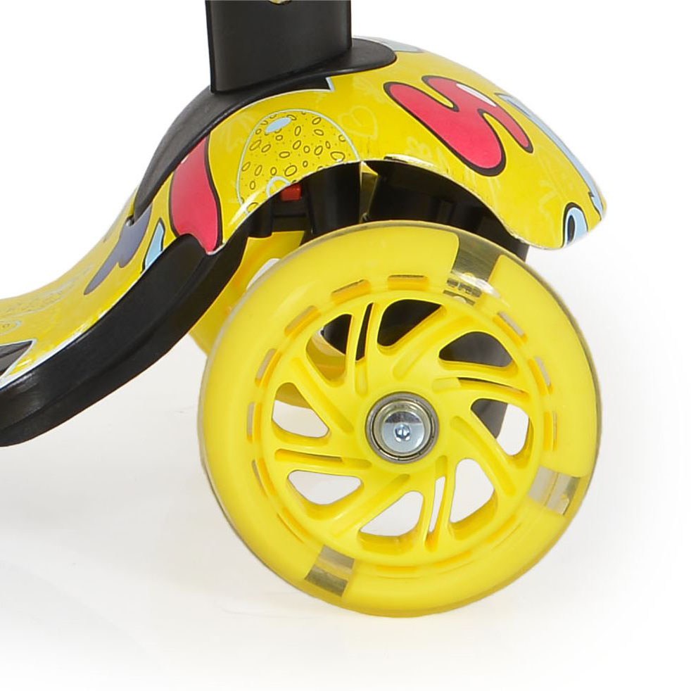 Παιδικό σκούτερ 3 σε ένα με στάμπα νερού PP κατάλληλο για παιδιά ηλικίας 2+ ετών To κάθισμα καλύπτει έως και τα 20 κιλάΤο πατίνι καλύπτει έως και τα 40 κιλάKoυτί αποθήκευσης στο τιμόνι αφαιρούμενοΔεν είναι αναδιπλούμενοΤο παιχνίδι έχει σχεδιαστεί και κατασκευαστεί σύμφωνα με τις απαιτήσεις της 