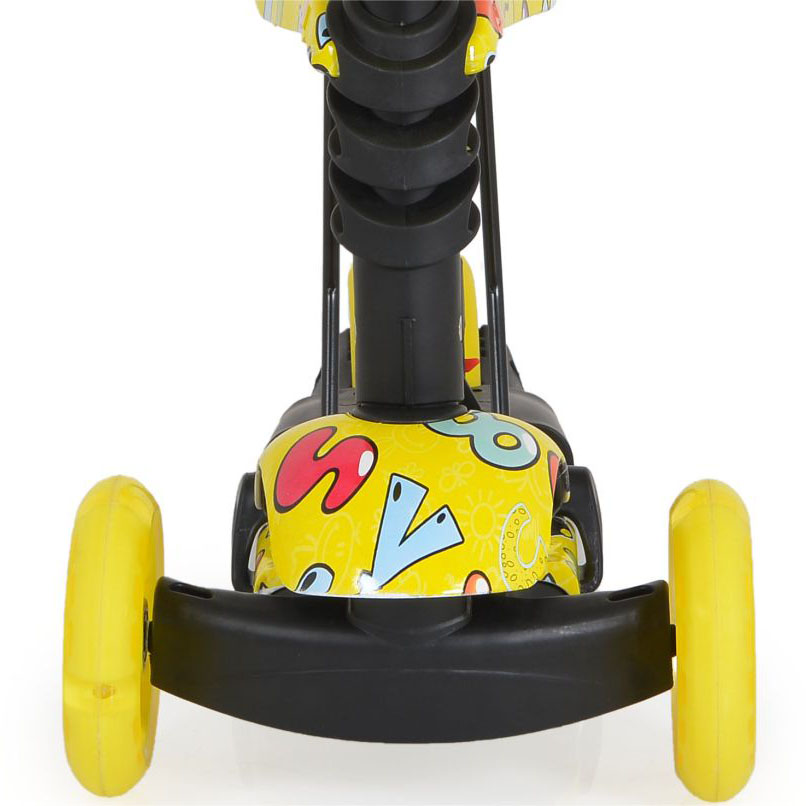 Παιδικό σκούτερ 3 σε ένα με στάμπα νερού PP κατάλληλο για παιδιά ηλικίας 2+ ετών To κάθισμα καλύπτει έως και τα 20 κιλάΤο πατίνι καλύπτει έως και τα 40 κιλάKoυτί αποθήκευσης στο τιμόνι αφαιρούμενοΔεν είναι αναδιπλούμενοΤο παιχνίδι έχει σχεδιαστεί και κατασκευαστεί σύμφωνα με τις απαιτήσεις της 