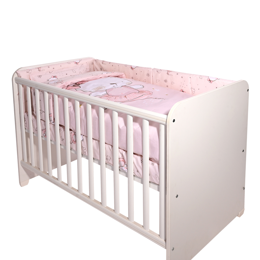 Η φωτογραφία δείχνει Το σετ περιλαμβάνειΠΑΠΛΩΜΑΤΟΘΗΚΗΜέγεθος: 95/140 cmΣύνθεση: Ranforce 100% βαμβάκιΠΑΠΛΩΜΑΜέγεθος: 95/140 cmΚατάλληλο για χρήση σε βρεφική κούνια ή παρόμοιο προϊόν με ελάχιστες διαστάσεις 60/120 cm.