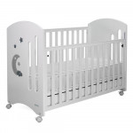 Το νέο βρεφικό κρεβάτι Azure της Bebe Stars είναι κομψό, εργονομικό και ασφαλές.