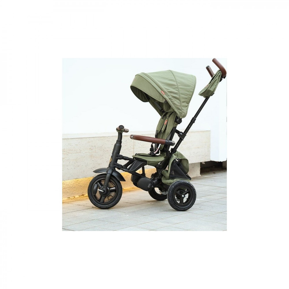 Η φωτογραφία δείχνει Qplay&nbsp;Rito Deluxe Air&nbsp;Αναδιπλούμενο Τρίκυκλο Ποδηλατάκι 10 - 72 μηνών BlackΈλεγχος τιμονιού από το γονέαΛειτουργία ελεύθερου τροχούΛειτουργία ελεύθερης λαβής τιμονιούΖώνη ασφαλείας 5 σημείων με επένδυσηΆνετο κάθισμα με ρύθμιση πλάτης σε δύο στάδιαΕπιπλέον υποστήριξη ρύ