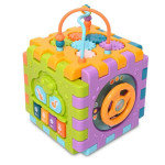 Κύβος πολλών δραστηριοτήτων της εταιρείας LorelliΔιάφορες παιδικές μελωδίεςΠλήκτρα πιάνουΤηλέφωνο με καντράν και ακουστικόΚαθρέφτηςΠόρτα με κλειδίΠεριστρεφόμενο τιμόνιΠαιχνίδι με σχήματα 4 τεμΠεριστρεφόμενα γρανάζιαΣπείραΔύο επίπεδα έντασης και επιλογή σίγασηςΤο σετ περιέχει:6 κύρια μέρη και 4 καλού