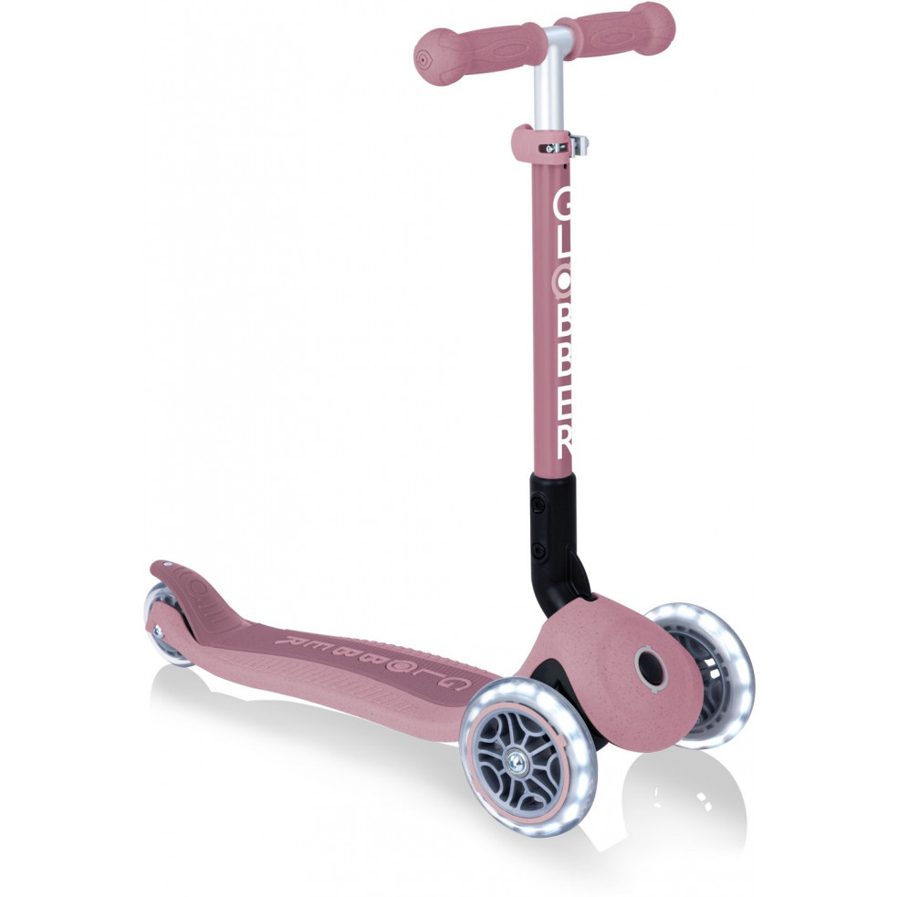 Η φωτογραφία δείχνει Globber Scooter Junior Foldable Lights Eco Berry (692-510).