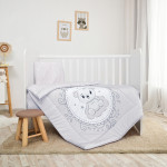 Η φωτογραφία δείχνει ΣΕΤ ΠΡΟΙΚΑΣ ΜΩΡΟΥ 3 ΤΕΜ ΚΑΤΑΣΚΕΥΑΣΜΕΝΟ ΑΠΟ 100% ΒΑΜΒΑΚΕΡΑ ΚΑΙ ΥΠΟΑΛΛΕΡΓΙΚΑ ΥΦΑΣΜΑΤΑ.