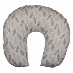 Η φωτογραφία δείχνει Το μαξιλάρι θηλασμού της Bebe Stars με εργονομικό σχεδιασμό είναι η ιδανική υποστήριξη για τη μητέρα και το μωρό κατά το θηλασμό.