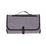 Φορητή αλλαξιέρα με ελαφρύ και συμπαγές αναδιπλούμενο σχέδιο.