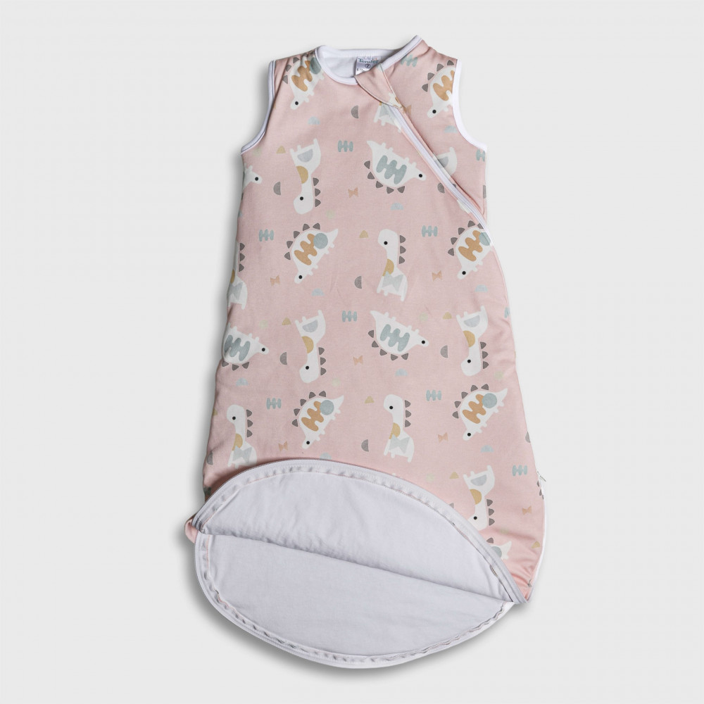 Η φωτογραφία δείχνει Ο υπνόσακος Marble της σειράς Tender σχεδιάστηκε για να προσφέρει στο παιδί σας έναν άνετο, ασφαλή και σταθερά ζεστό ύπνο κατά τους χειμερινούς μήνες.