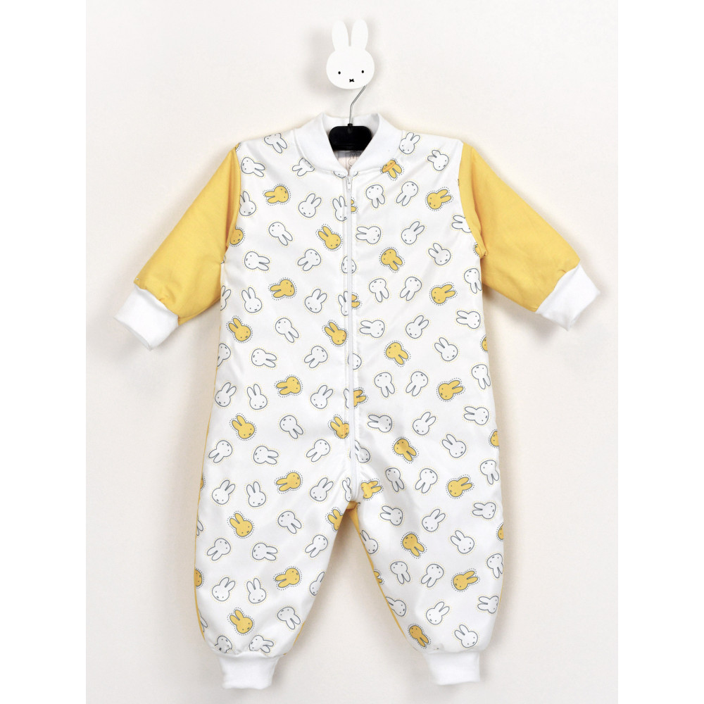 ΥΠΝΟΣΑΚΟΣ ΜΕ ΠΟΔΙΑ ΤΗΣ ΕΤΑΙΡΕΙΑΣ MIFFYΤο εξωτερικό ύφασμα είναι 100% βαμβάκιΕσωτερικά έχει γέμιση 100% polyesterΟ δείκτης θερμότητάς του είναι 2,5 Tog που το καθιστά ιδανικό για χρήση τους χειμωνιάτικους μήνεςΤο μήκος της υπνόφορμας μετριέται από τον ώμο έως τον αστράγαλοΔιαστάσεις:&nbsp;Νο2, 80cm