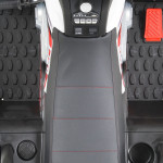 Ηλεκτροκίνητη παιδική γουρούνα από την εταιρία MoniΚατάλληλο για παιδιά ηλικίας άνω των 3 ετών με μέγιστο βάρος 30 κιλάΜπαταρία - 1x12V/7Ah4 μοτέρ 4x35WΜε τροχούς EVA και 2 ταχύτητεςΜε διακόπτη για να κινείται προς τα μπροστά και προς τα πίσωΜε μουσικές λειτουργίεςΜε θύρες MP3/USBΜε μπροστινά φώταΒά