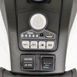 Ηλεκτροκίνητη παιδική γουρούνα από την εταιρία MoniΚατάλληλο για παιδιά ηλικίας άνω των 3 ετών με μέγιστο βάρος 30 κιλάΜπαταρία - 1x12V/7Ah4 μοτέρ 4x35WΜε τροχούς EVA και 2 ταχύτητεςΜε διακόπτη για να κινείται προς τα μπροστά και προς τα πίσωΜε μουσικές λειτουργίεςΜε θύρες MP3/USBΜε μπροστινά φώταΒά