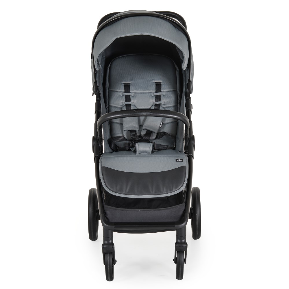 Ελαφρύ, συμπαγές και εύκολο στην αναδίπλωση – το καρότσι Ace της Cangaroo έχει σχεδιαστεί με προσοχή σε κάθε λεπτομέρεια για να παρέχει μέγιστη άνεση τόσο για το παιδί όσο και για τον γονέα.