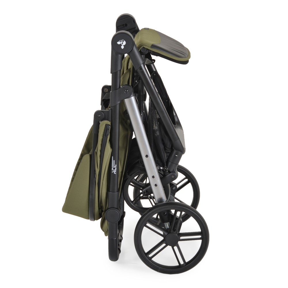 Η φωτογραφία δείχνει Ελαφρύ, συμπαγές και εύκολο στην αναδίπλωση – το καρότσι Ace της Cangaroo έχει σχεδιαστεί με προσοχή σε κάθε λεπτομέρεια για να παρέχει μέγιστη άνεση τόσο για το παιδί όσο και για τον γονέα.