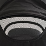 Η φωτογραφία δείχνει Ελαφρύ, συμπαγές και εύκολο στην αναδίπλωση – το καρότσι Ace της Cangaroo έχει σχεδιαστεί με προσοχή σε κάθε λεπτομέρεια για να παρέχει μέγιστη άνεση τόσο για το παιδί όσο και για τον γονέα.