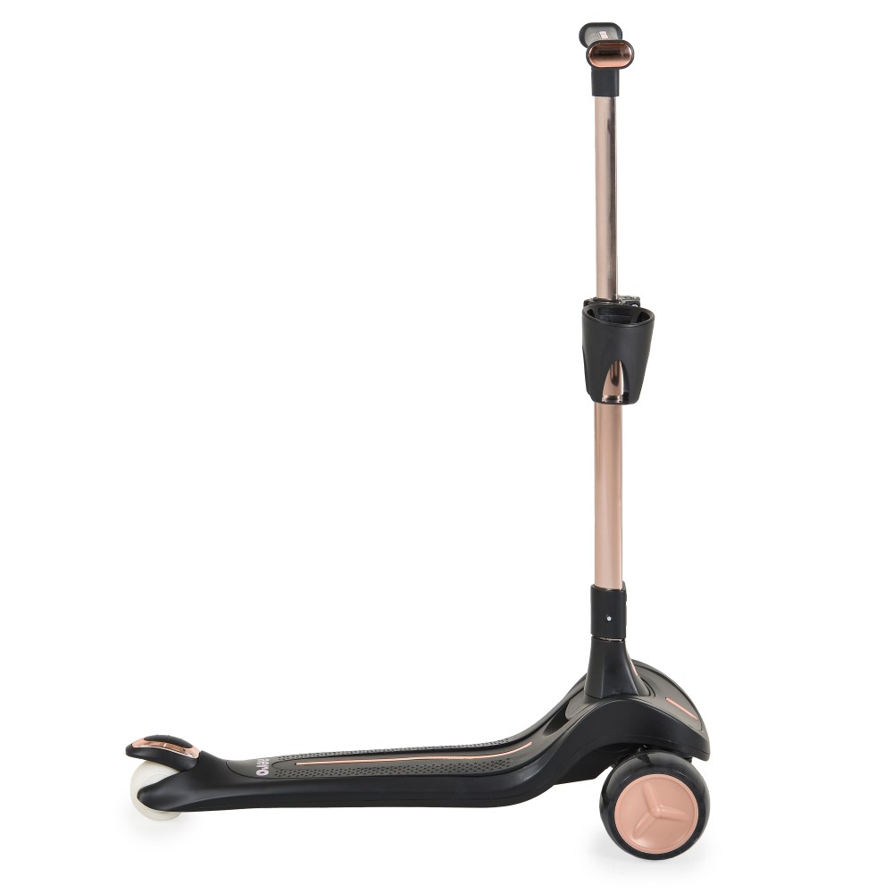 Παιδικό Scooter Aero από την Byox – Στυλ, Ασφάλεια & Διασκέδαση σε Ένα!Δώστε στο παιδί σας την ελευθερία να κινείται με σιγουριά και χαρά! Το Aero είναι ένα σκούτερ σχεδιασμένο με φροντίδα για μικρούς εξερευνητές ηλικίας 3 ετών και άνω.