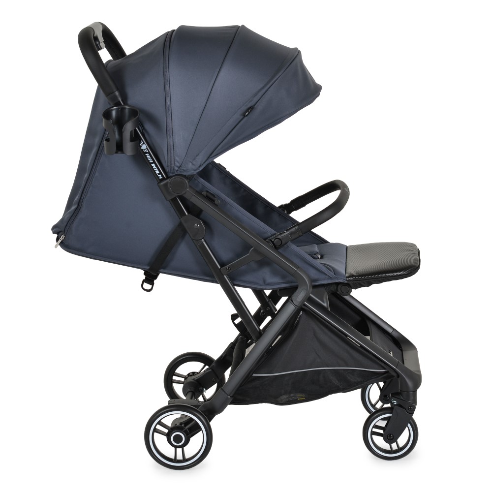 Airwalk, Cangaroo Cabin Size – Ελαφρύ, Κομψό & Έτοιμο για Περιπέτειες! Το τέλειο καρότσι για δραστήριους γονείς εν κινήση!Ανακαλύψτε την ελευθερία να ταξιδεύετε αβίαστα με το Airwalk, Cangaroo Cabin Size – ένα καρότσι σχεδιασμένο για τον δυναμικό τρόπο ζωής των σύγχρονων οικογενειών.