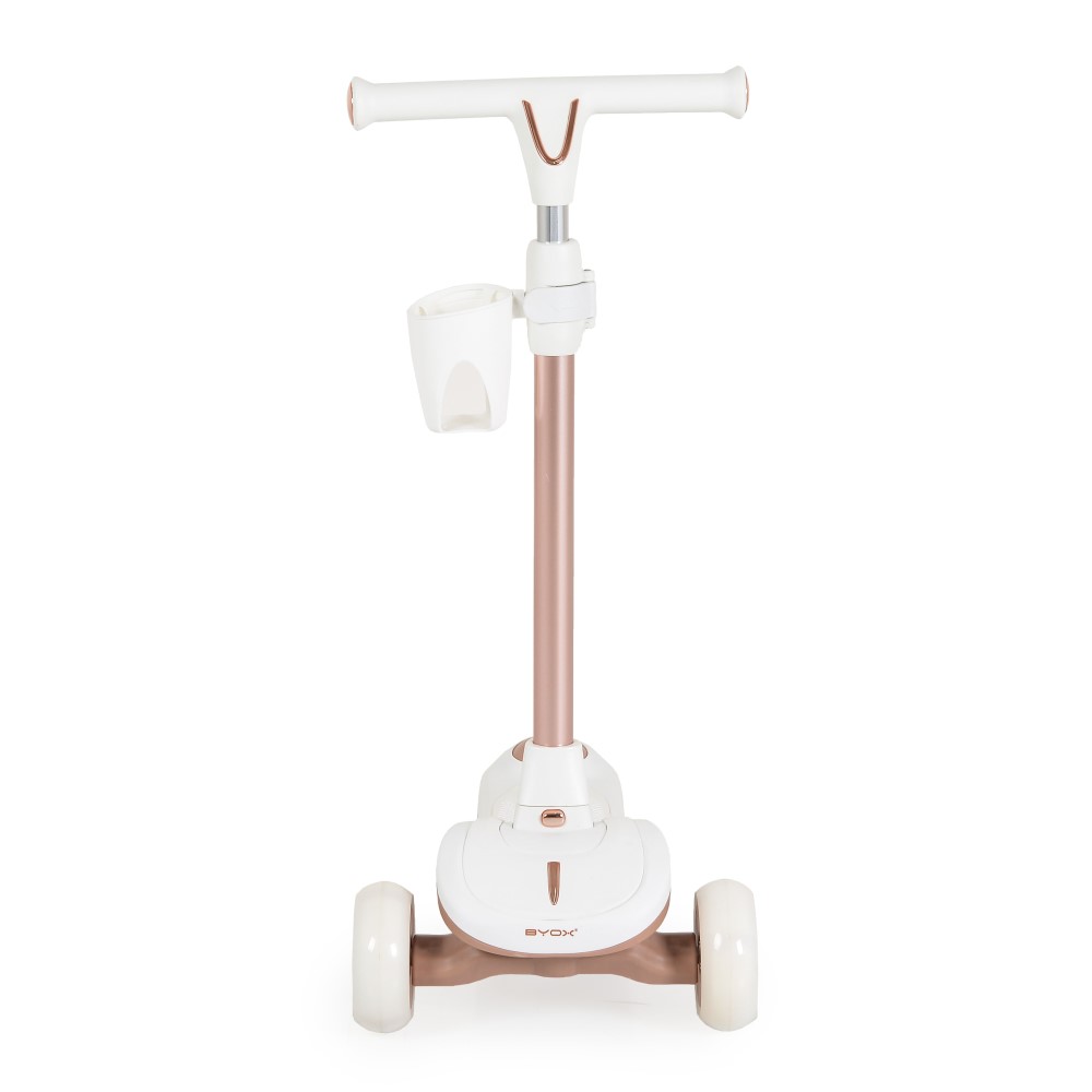 Πολυλειτουργικό Scooter Cornet 6 σε 1 – Μεγαλώνει μαζί με το παιδί σας!Το Cornet 6 σε 1 από την Byox είναι μια καινοτόμος λύση σχεδιασμένη να συνοδεύει το παιδί σας σε όλα τα στάδια ανάπτυξης – από τα πρώτα βήματα μέχρι την ανεξάρτητη οδήγηση σκούτερ.