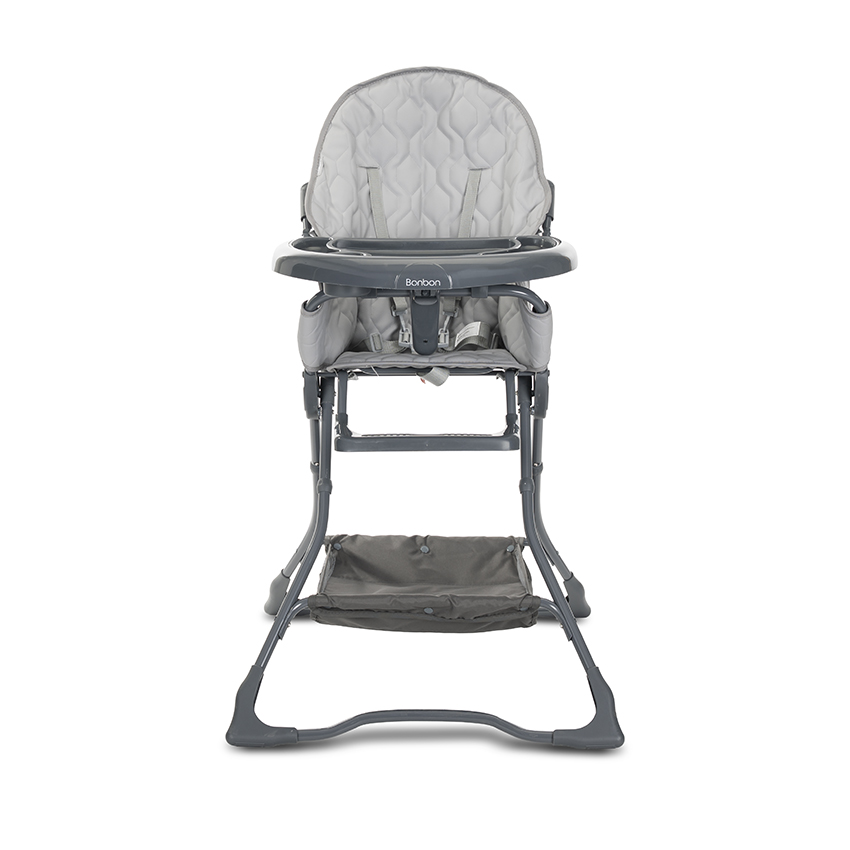 Η φωτογραφία δείχνει Κατάλληλο για ηλικία 6+μηνώνΚατάλληλο για παιδιά βάρους έως 15 κιλάΜεταλλικός σκελετόςΠλήρως αναδιπλούμενο για εξοικονόμηση χώρουΚαλάθι αποθήκευσηςΑποσπώμενος επάνω δίσκος για εύκολο και γρήγορο καθάρισμαΖώνη ασφαλείας 5 σημείωνΠοτηροθήκηΒάρος: 6.