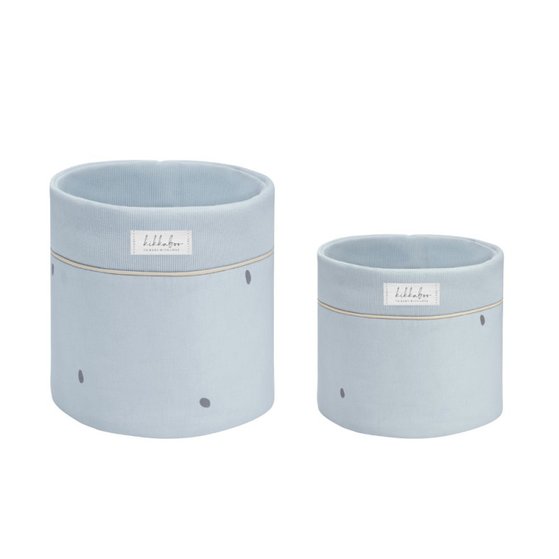 Η φωτογραφία δείχνει Οργανώστε τα απαραίτητα του μωρού σας με το σετ καλαθιών για το βρεφικό σας δωμάτιο το οποίο έχει σχεδιαστεί προσεκτικά για να διατηρεί το παιδικό σας δωμάτιο τακτοποιημένο και κομψό.