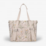 Μείνετε κομψοί και οργανωμένοι σε κάθε σας έξοδο με τη μαμά τσάντα FLORENCE!  Σχεδιασμένη για σύγχρονους γονείς, αυτή η πολυτελής τσάντα συνδυάζει τη λειτουργικότητα με ένα πολύχρωμο ντιζάιν στάμπα, διασφαλίζοντας ότι όλα τα απαραίτητα για το μωρό είναι οργανωμένα και προσιτά.