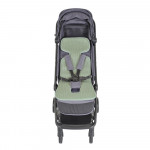 Η φωτογραφία δείχνει Το Air Luxe Universal Stroller Liner έχει σχεδιαστεί προσεκτικά για να παρέχει στο μωρό σας εξαιρετική άνεση, να προστατεύει το ύφασμα του καροτσιού και να διευκολύνει την καθημερινή υγιεινή.