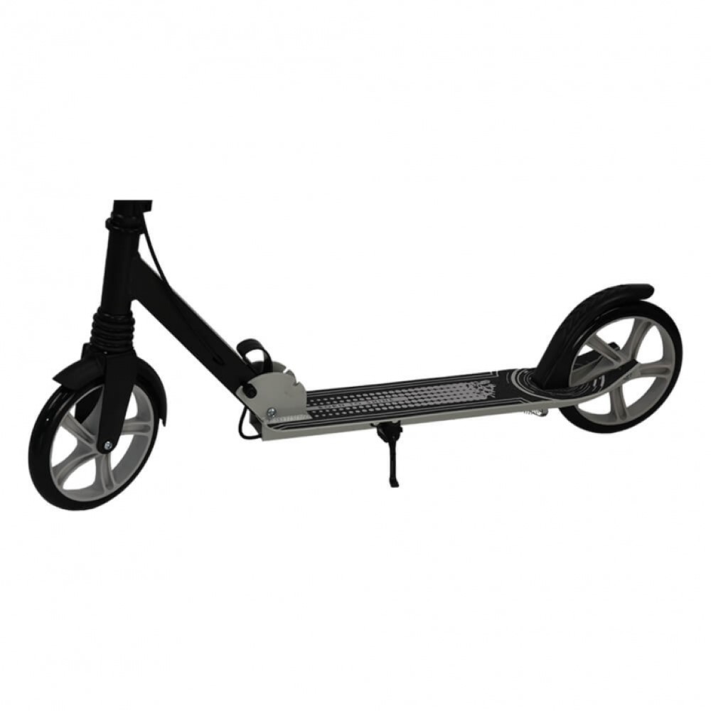 Η φωτογραφία δείχνει Το νέο πατίνι X-Ride της Bebe Stars είναι η καλύτερη συντροφιά των παιδιών σας, ώστε να διασκεδάζουν καθημερινά.