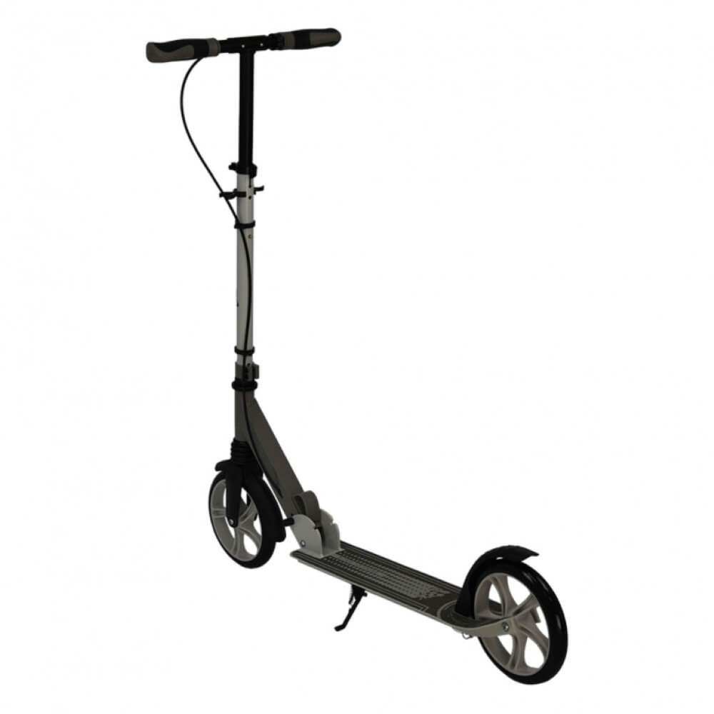 Η φωτογραφία δείχνει Το νέο πατίνι X-Ride της Bebe Stars είναι η καλύτερη συντροφιά των παιδιών σας, ώστε να διασκεδάζουν καθημερινά.