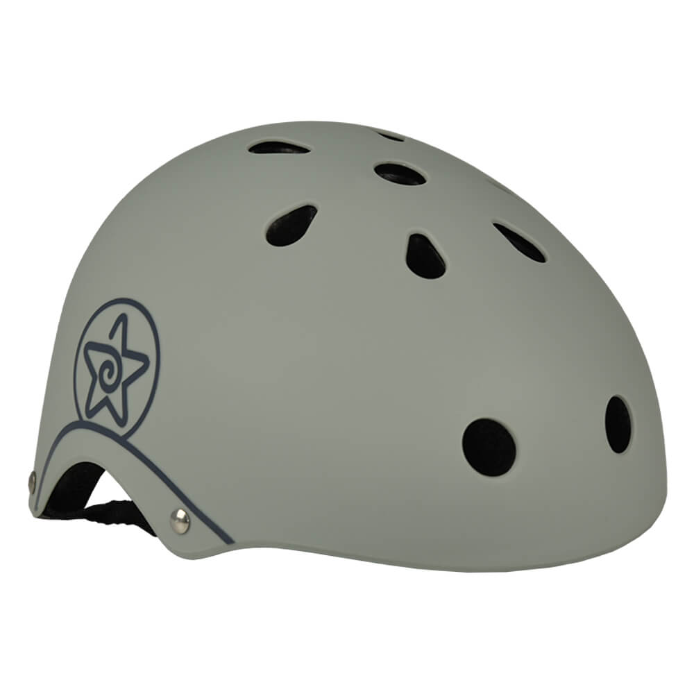 Η ασφάλεια των μικρών μας φίλων είναι ο βασικός πυλώνας της εταιρείας, για αυτό το λόγο σχεδιάστηκαν τα καινούργια προστατευτικά κράνη για ποδηλατάκια και πατίνια.